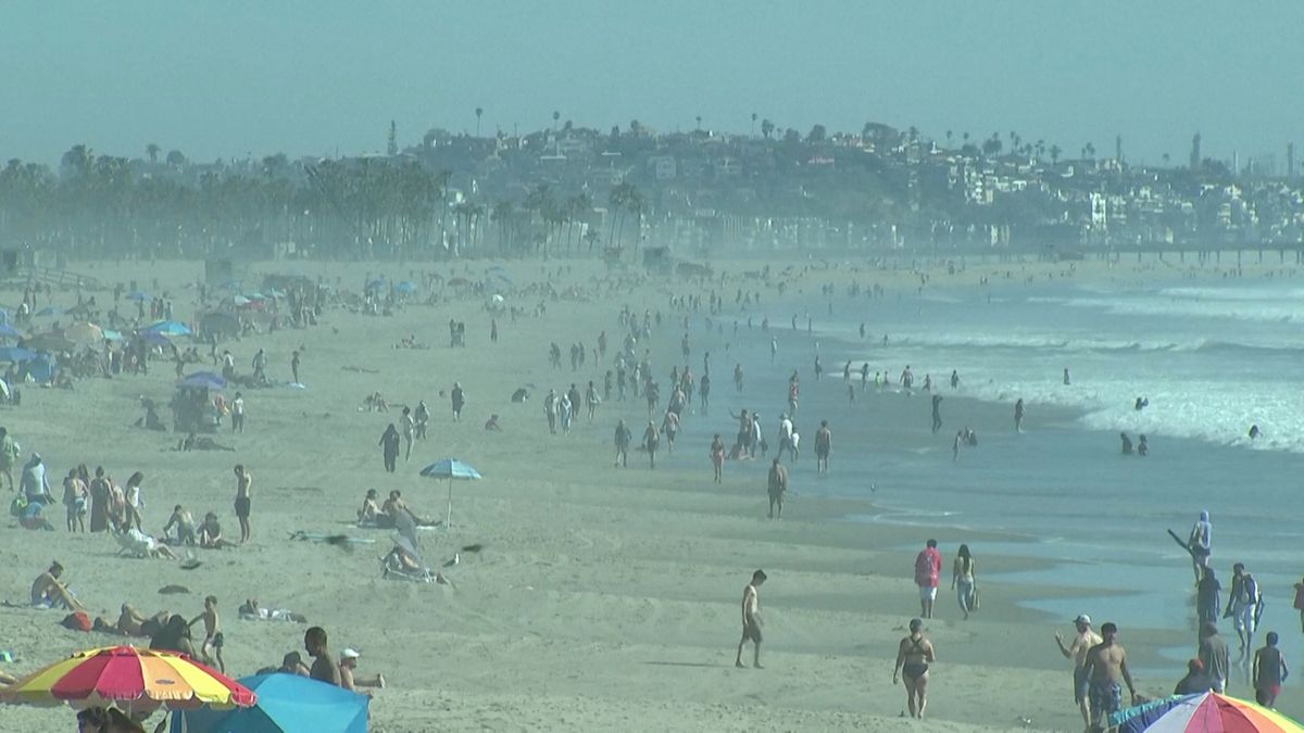 Čtyřicetistupňová vedra v březnu. Západ USA sevře rekordní tepelná kupole