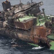 Rusové označili útok na tanker za pirátství a námořní terorismus. 