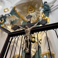 Záměr na stavbu římskokatolického poutního kostela pojal žďárský opat Václav Vejmluva v roce 1720 po otevření hrobu sv. Jana Nepomuckého. 