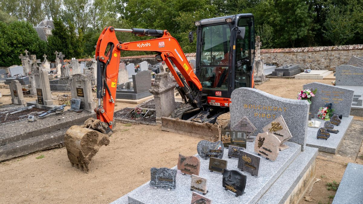 Nejdéle sloužící hrobník pracoval přes 73 let. Na počátku byl týdenní záskok