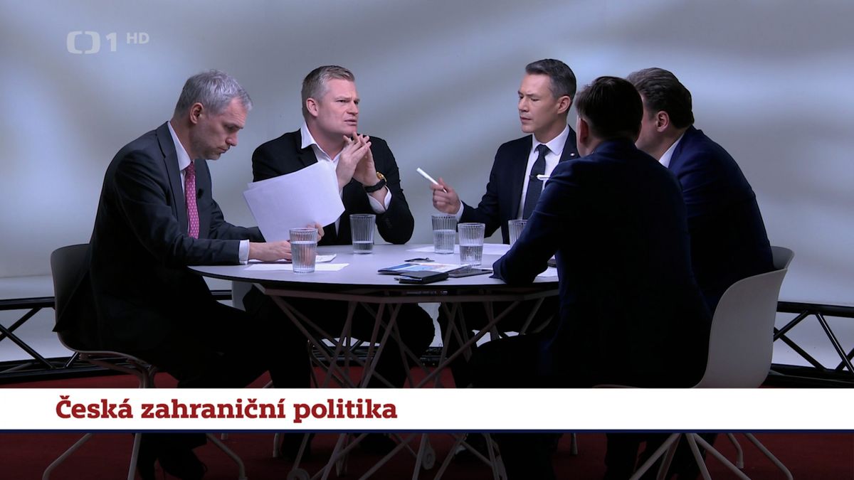 Turek mluvil o utajené části sankcí. Odkud je zná, není jasné