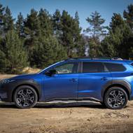 Ve srovnání se stávající generací modelu Outback je kratší, nabízí však více vnitřního prostoru.