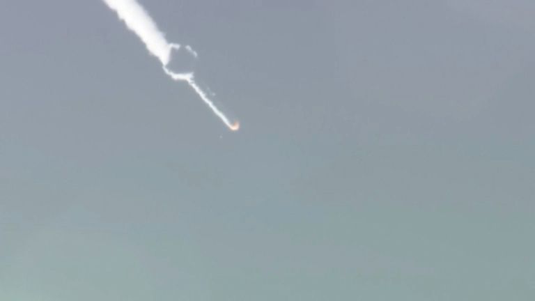 Třetí start, třetí neúspěch. Let japonské komerční rakety Kairos krátce po vzletu skončil