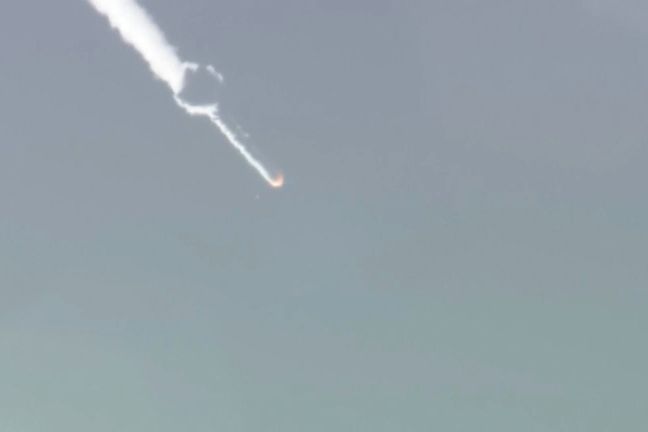 Třetí start, třetí neúspěch. Let japonské komerční rakety Kairos krátce po vzletu skončil
