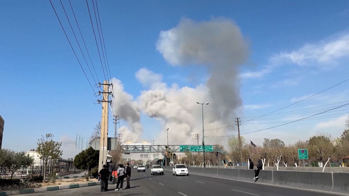 Izrael: Operace proti Íránu budou trvat ještě nejméně dva týdny