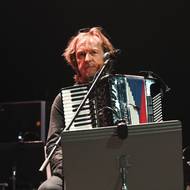 Autor hudby, akordeonista a klavírista Karel Mařík 