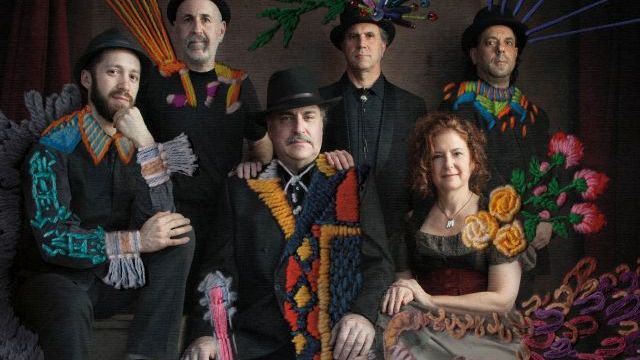 Mistři židovské hudby Klezmatics se vracejí do Prahy. Přijede i jazzový basista Dave Holland