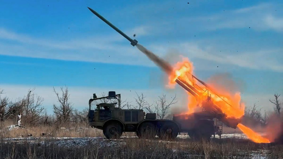 Rusko viní Ukrajinu ze zabití osmi zdravotníků