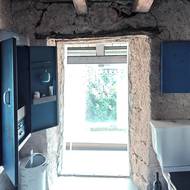 Dveře do koupelny nejsou zatím ještě dokončené…