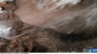 Přes Texas se přehnala písečná zeď, zachytila to družice