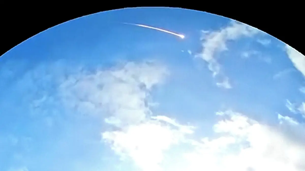 Lidé na severovýchodě USA slyšeli exploze, na vině byl meteor