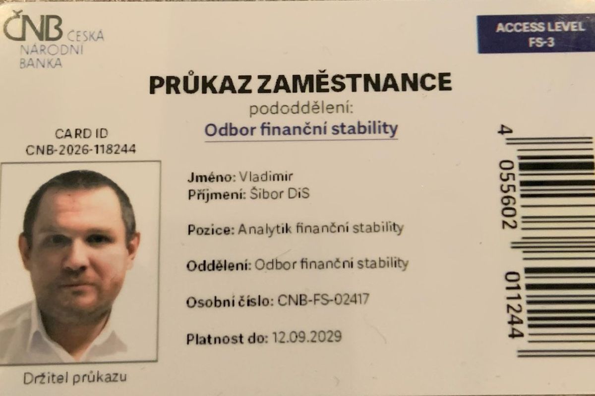 Podvodníci zmanipulovali ženu z Ústecka, poslala jim 24 milionů