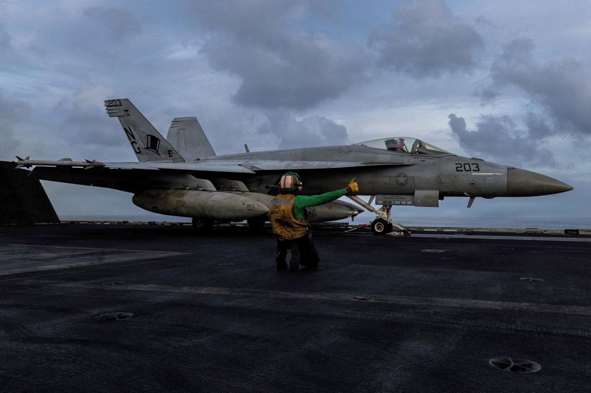 ON-LINE: Zaútočíme na letadlovou loď USS Abraham Lincoln, hrozí Írán Američanům