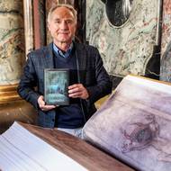 Spisovatel Dan Brown představil svůj poslední román v Praze.