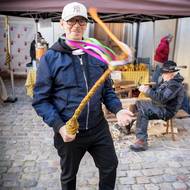 „Hody, hody, doprovody.“ Oto Klempíř s pomlázkou