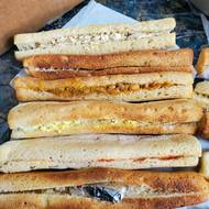 Svačiny připravené pro dívky ve státní dívčí škole