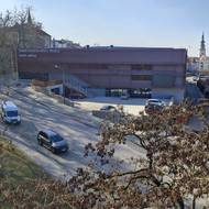 Třebíčský zimní stadion je po modernizaci o necelé dva metry širší.