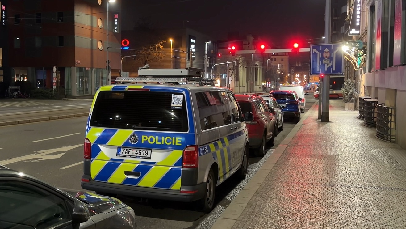 Kriminalisté vyšetřují smrt muže na pražském Smíchově