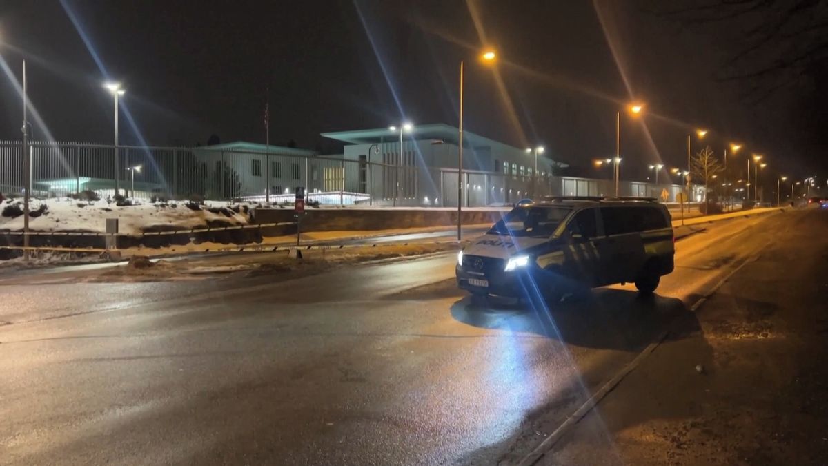 Velvyslanectvím USA v Oslu otřásl výbuch