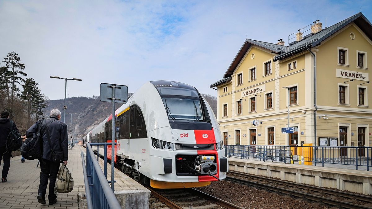 Tvář legendárního Posázavského Pacifiku promění nové RegioFoxy