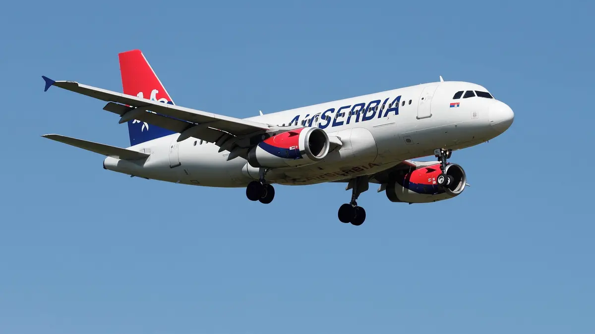 Dvě letadla směřující do Ruska musela kvůli útoku dronů přistát v Helsinkách