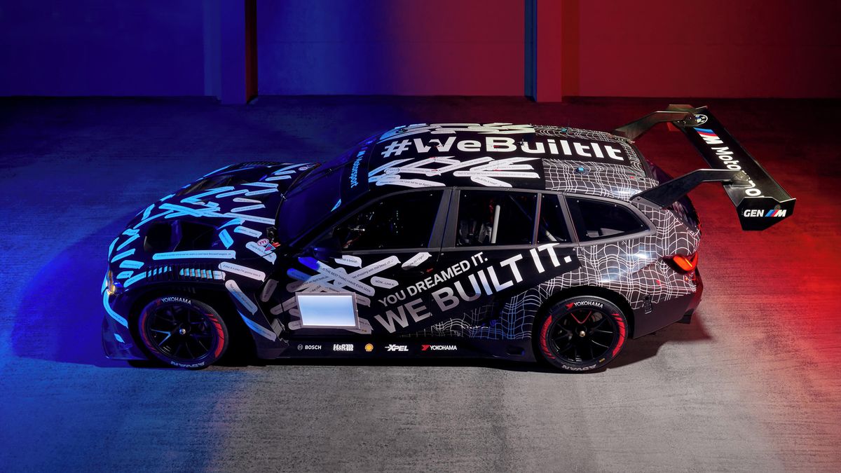 Od žertu na závodní okruhy, BMW postavilo závodní kombík M3 Touring