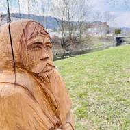 Permoník na nábřeží řeky Svitavy