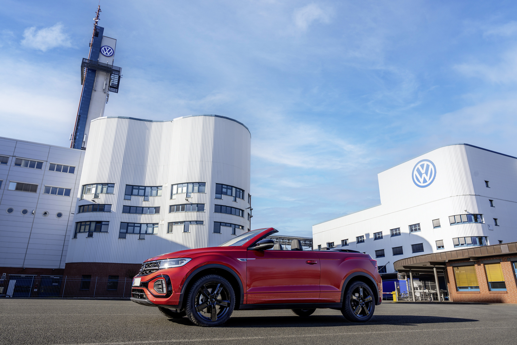Volkswagen navrhne uzavření čtyř závodů v Německu, unikl interní dokument
