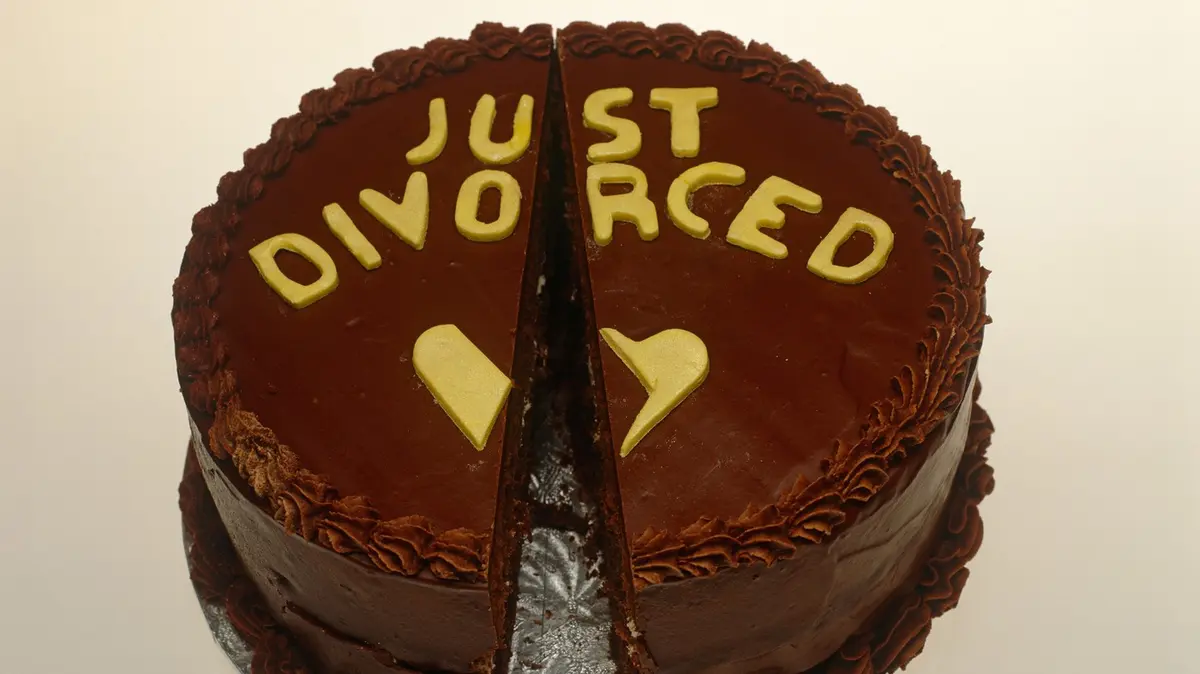 „Lepší než moje svatba“. Britka uspořádala rozvodovou párty a pozvala 90 lidí