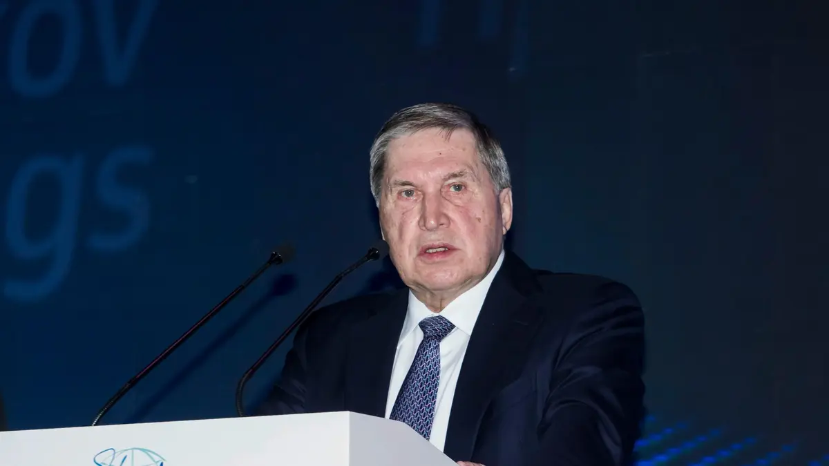 Američané mohou na Kyjev zatlačit. Přesně k tomu je vyzýváme, prohlásil Putinův poradce