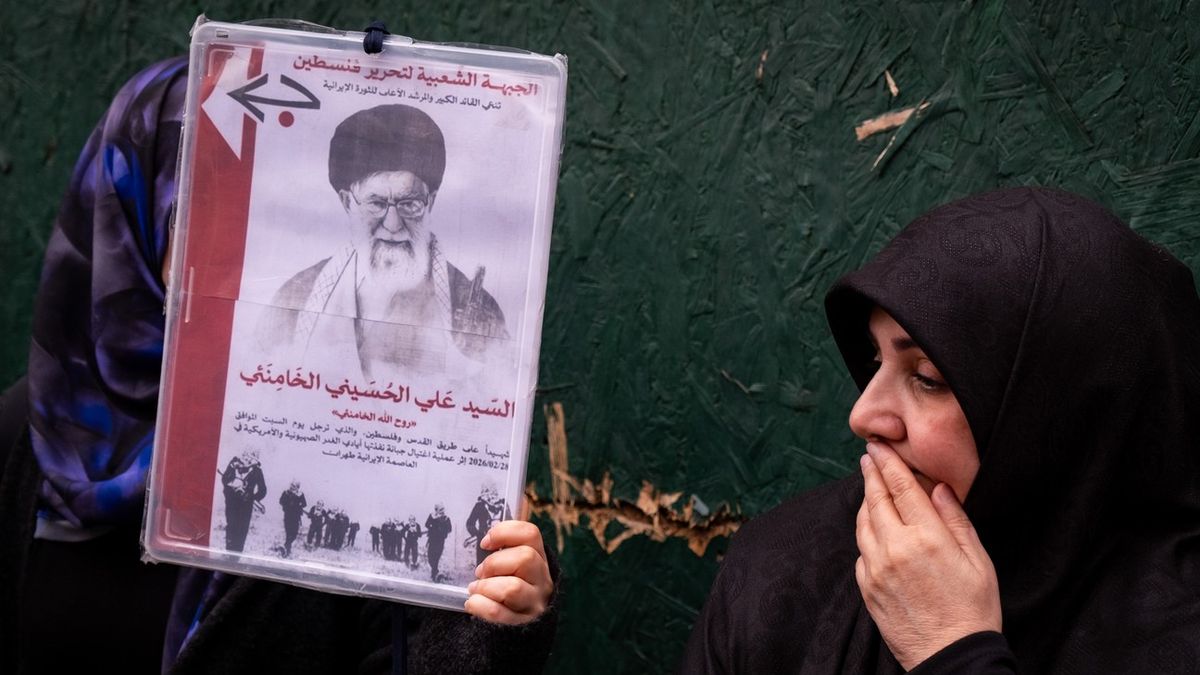 Probouzí Írán spící buňky mimo zemi? USA zachytily šifrovanou komunikaci