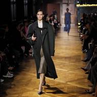 Kabáty návrhářka rozhodně umí.