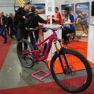 Během sportovní akce vystavovatelé lákali například i na cyklistiku ve Švýcarsku.