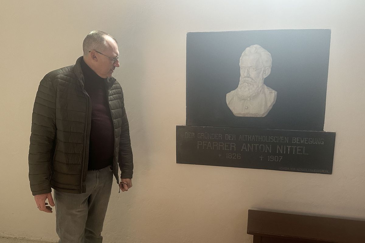 Papežovu neomylnost označil za nesmysl. Jak učitel z Varnsdorfu vstoupil do dějin