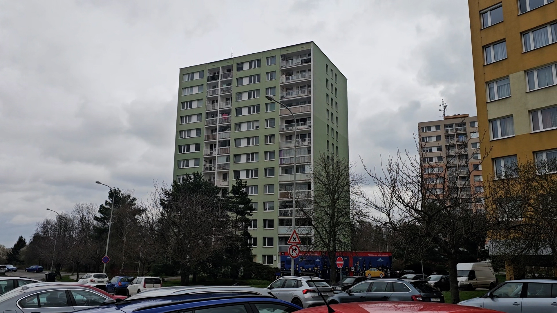 Rừng kinh hoàng. Người dân sau vụ giết hại cô bé mô tả địa ngục ở khu vực Novodvorské tại Praha