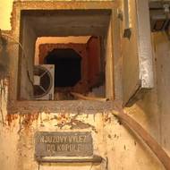 Nouzový výlez z protiatomového krytu Folimanka