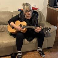 Muzikantova maminka Marie Stypková se snaží, aby se na jejího syna nezapomnělo.