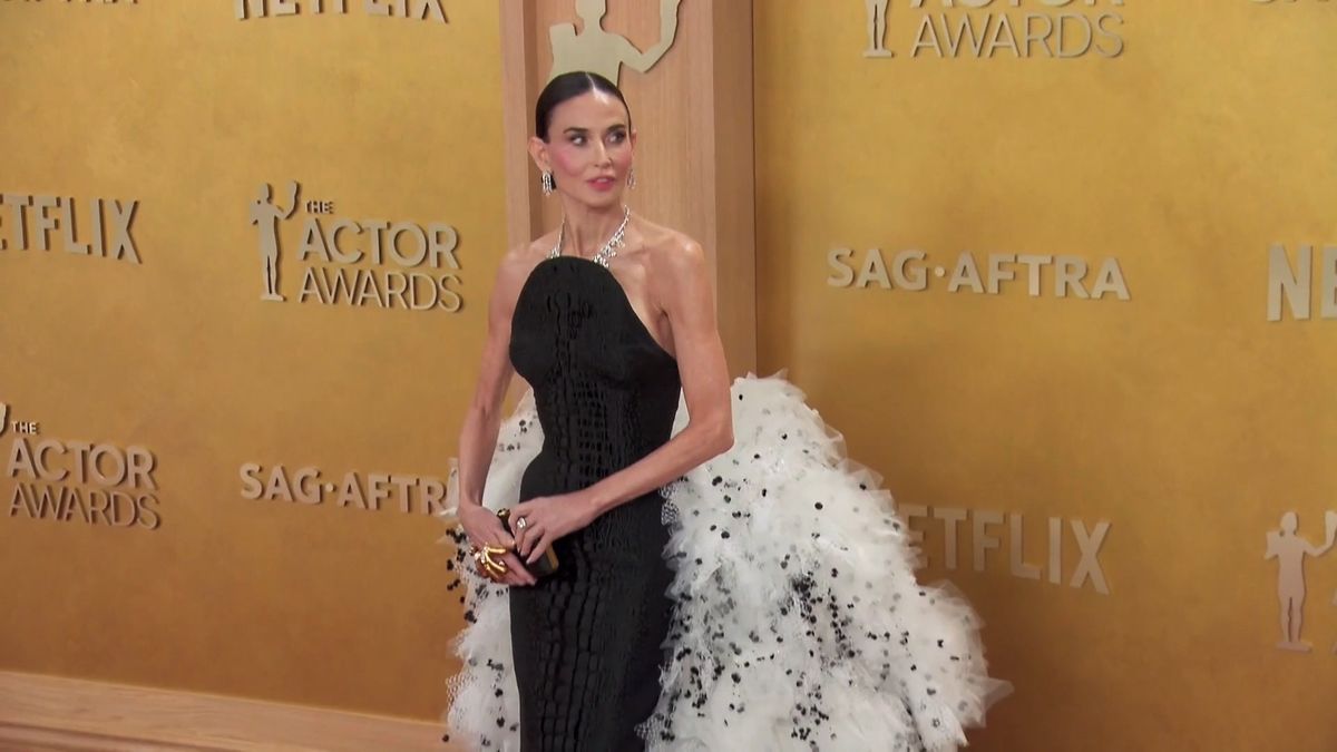 Móda na SAG Awards 2026: Ultra štíhlá Demi Mooreová a božská Kristen Bellová