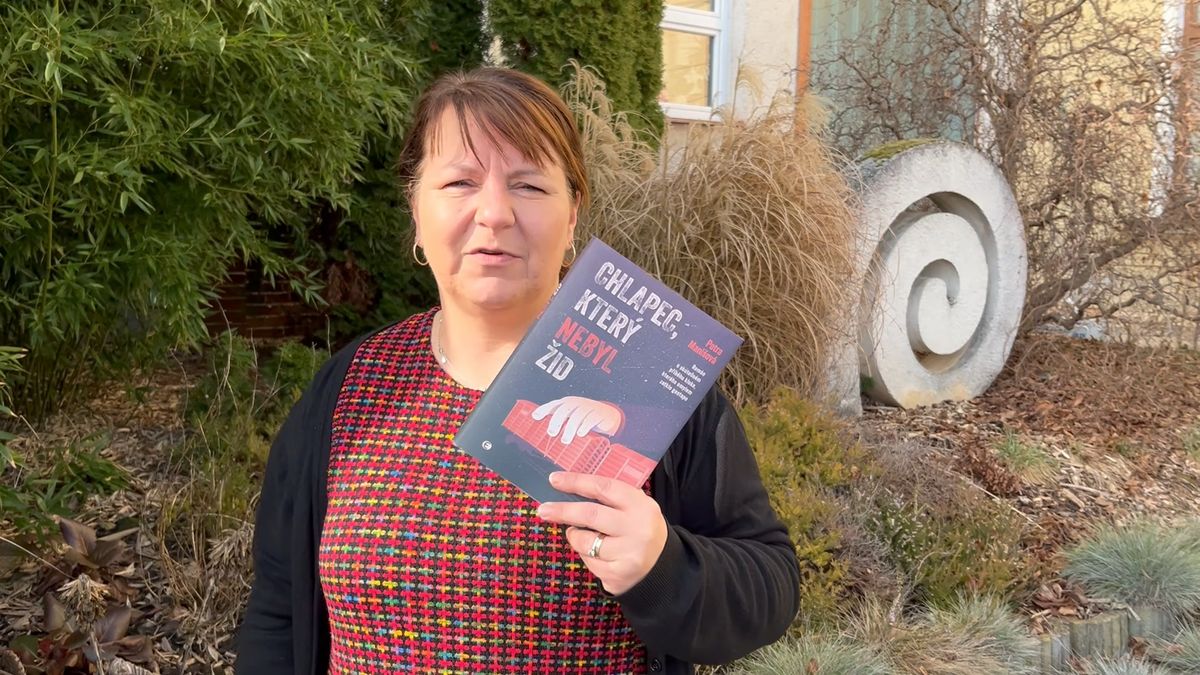 Chlapec, kterého omylem zatklo gestapo. Učitelka sepsala příběh svého dědečka