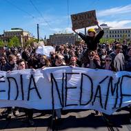 Média nedáme, vzkazují studenti. Se svými vzkazy došli až k ministerstvu kultury. 