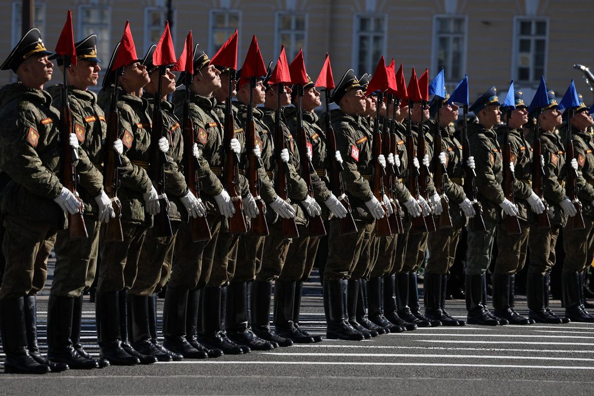 Na přehlídce v Moskvě letos nebude kolona vojenské techniky