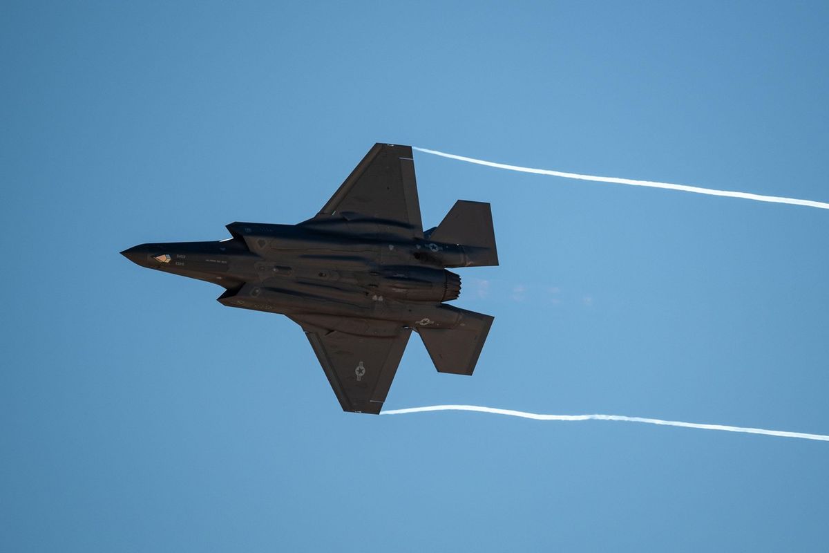 Ve vojenském areálu v Nevadě se zřítila stíhačka F-35