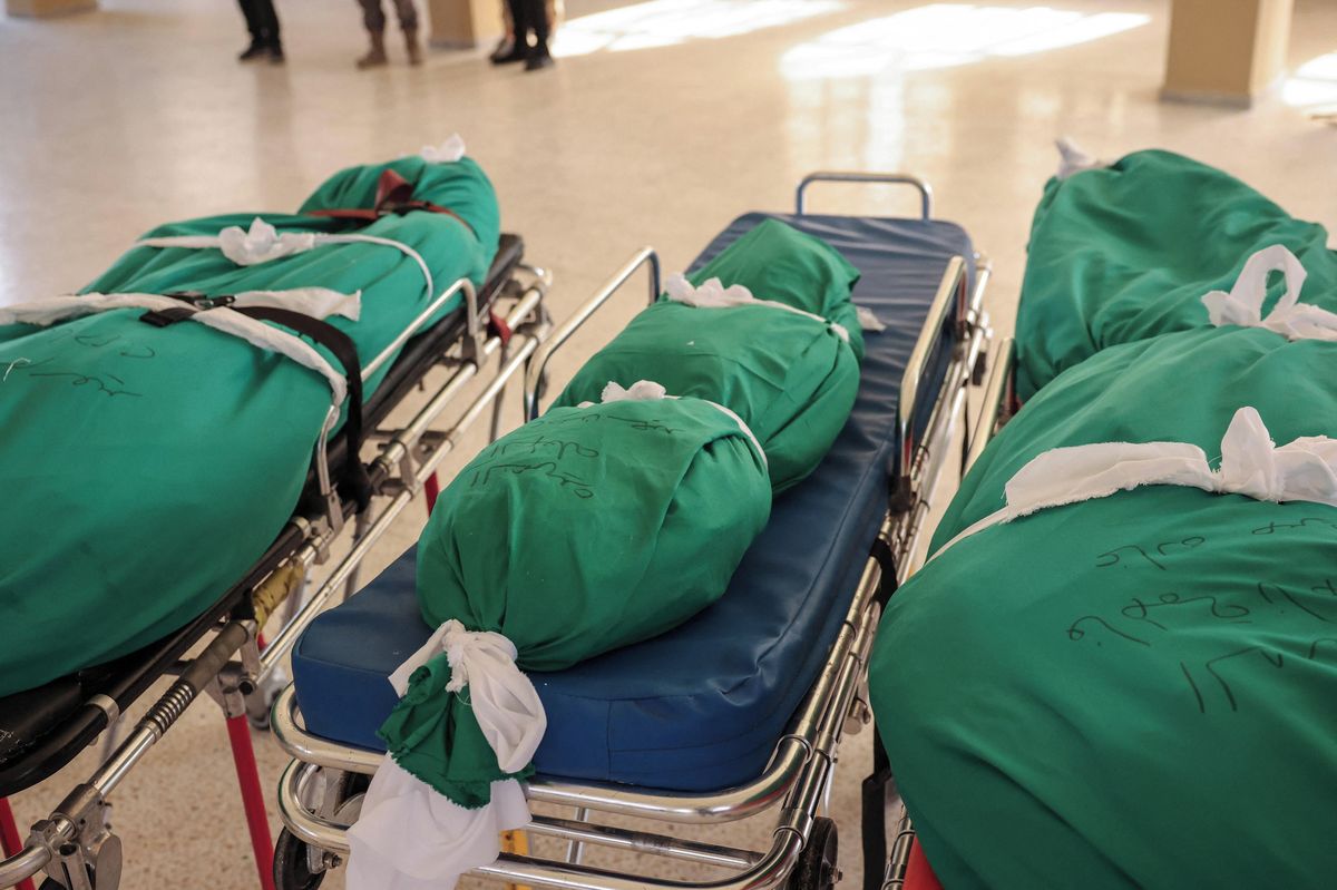 Izraelský úder na jih Libanonu zabil roční dívku během pohřbu jejího otce