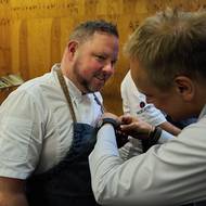 Michelinský kuchař ve zlínské průmyslové kovárně Viva