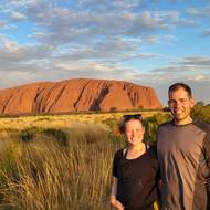 Povinnou zastávkou byl monolit Uluru, jeden ze symbolů Austrálie.