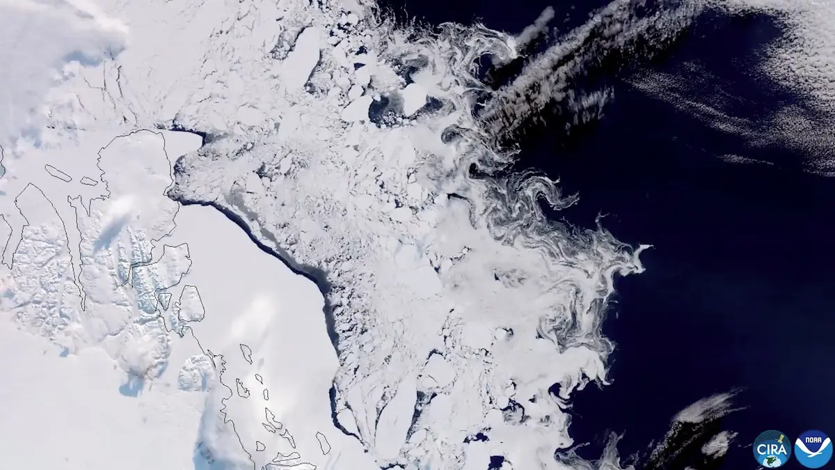 Satelit zachytil fascinující spirály v mořském ledu u Grónska