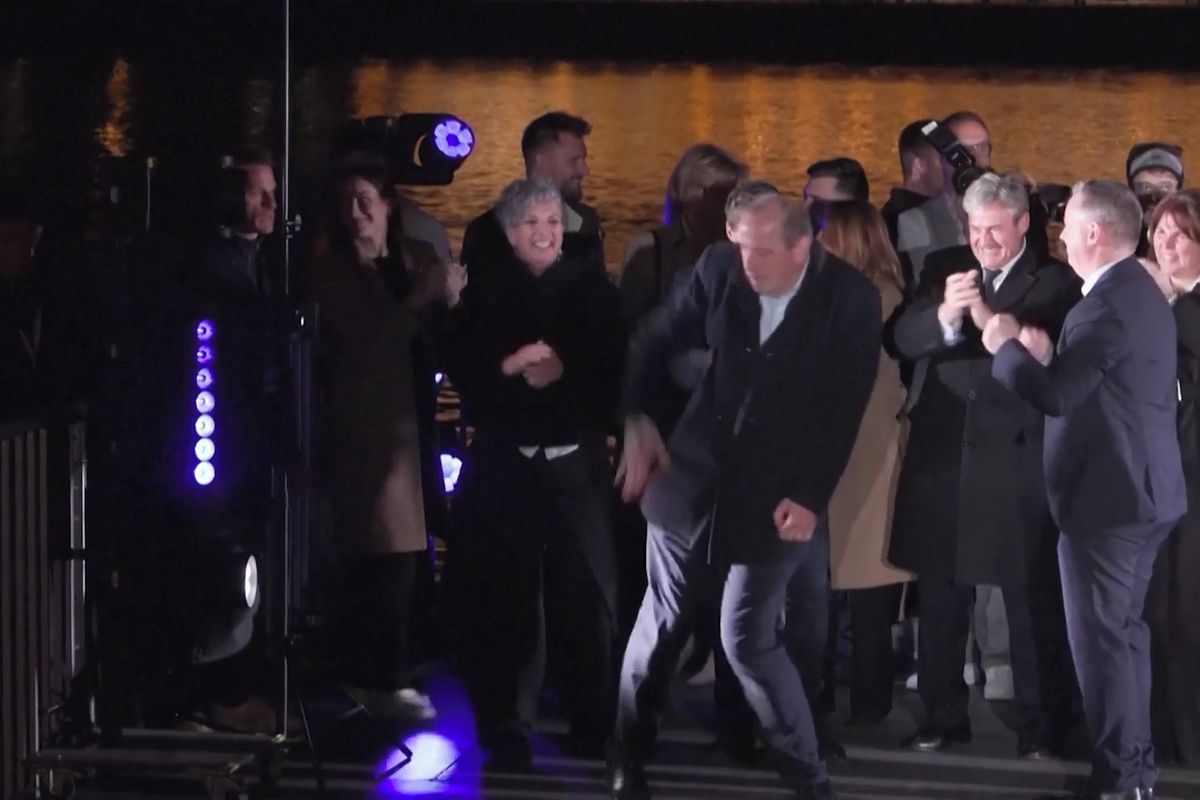 Vítězný tanec pravděpodobného příštího maďarského ministra nadchl sociální sítě