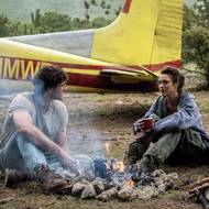 Jacob Elordi jako Hig prožívá lásku s medičkou Cimou v podání Margaret Qualleyové.