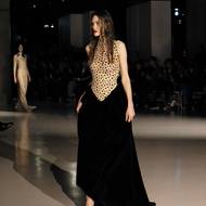 Víkend plný módy završila večerní přehlídka Tomáš Němce.