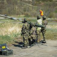 Střelba z protiletadlového raketového kompletu RBS-70NG